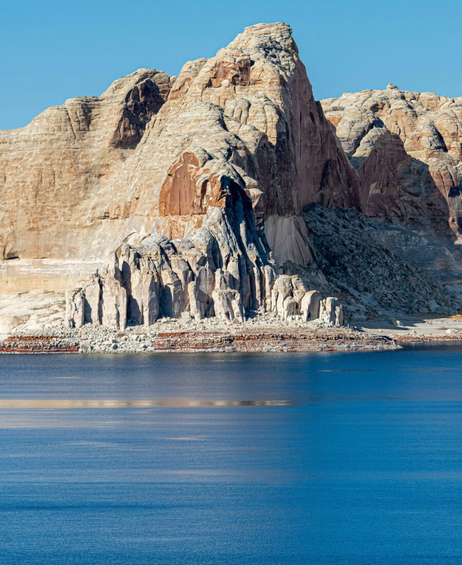 Blue water and red rock cliffs at Lake Powell near Page, Arizona