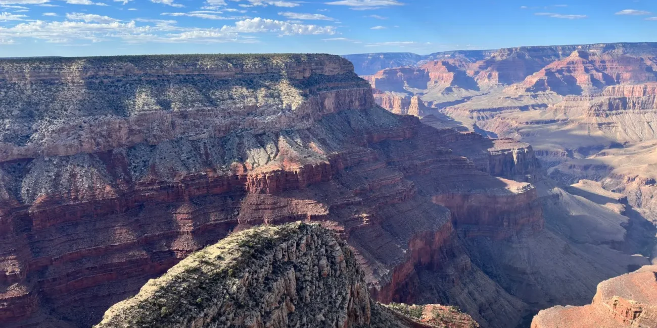 Layered canyon cliffs viewed from the Grand Canyon South Rim